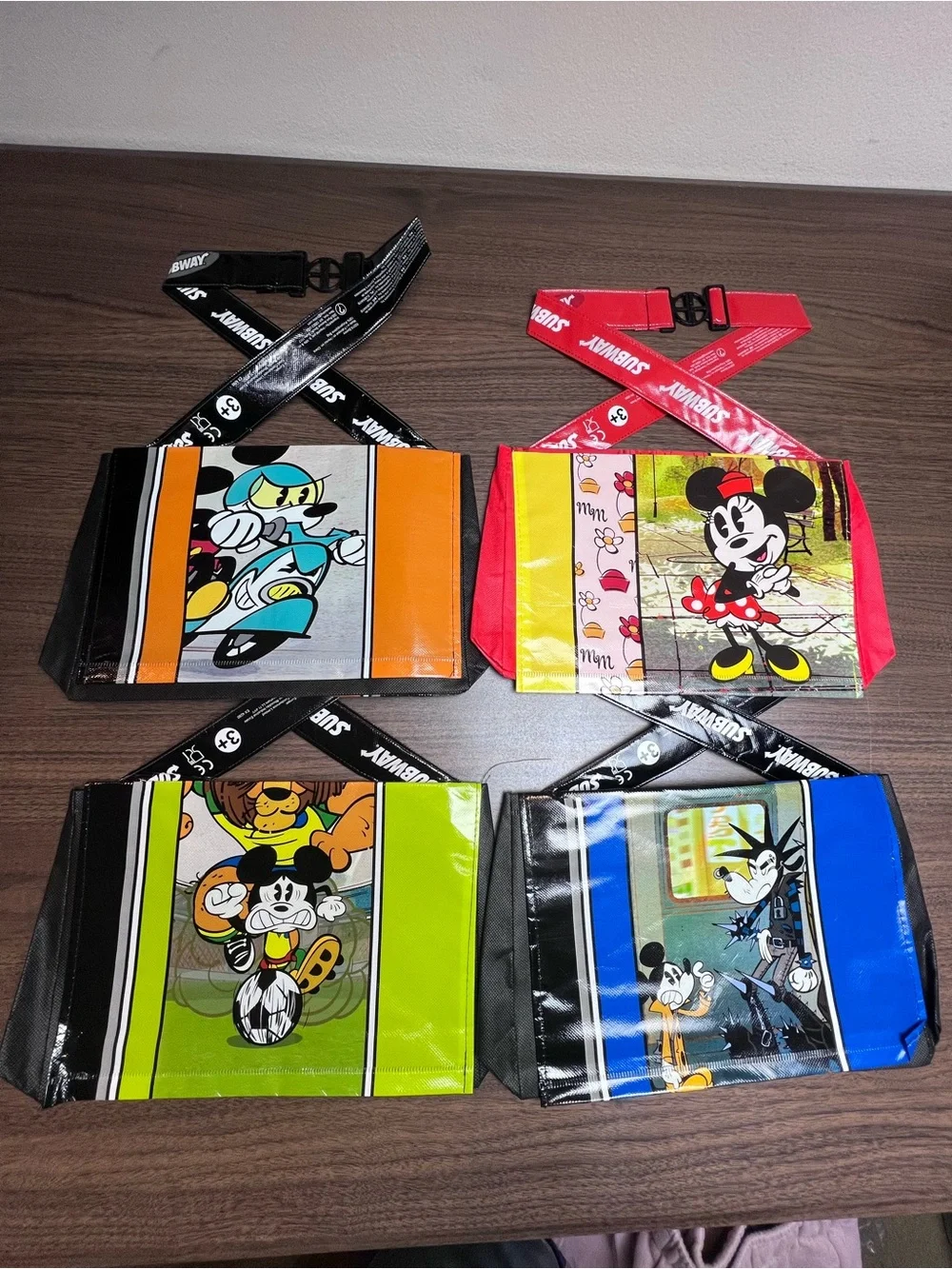 Mickey Mouse - Subway Bags and Mini Puzzles